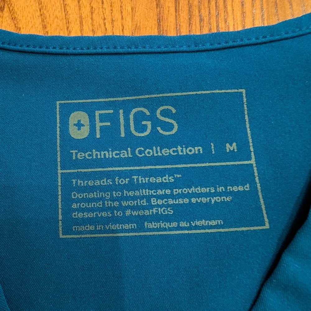 FIGS Blue Scrubs Set - Size M - Picture 5 of 10